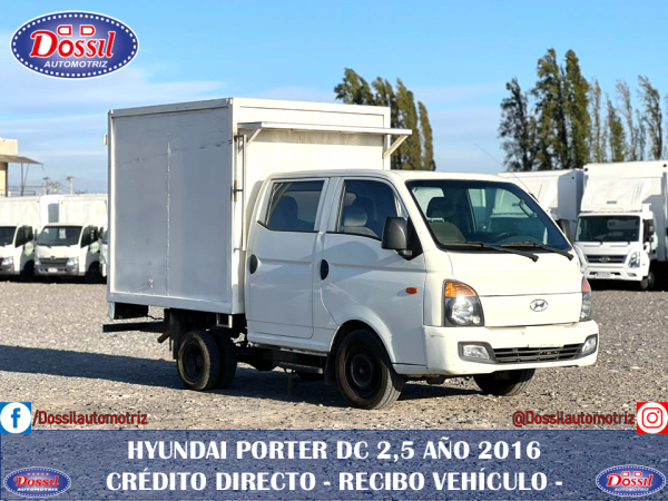 CAMIONETA HYUNDAI PORTER H-100 DOBLE CABINA, MOTOR 2.5, CARROCERÍA FURGÓN CARGA GENERAL AÑO 2016. VALOR $7.980.000